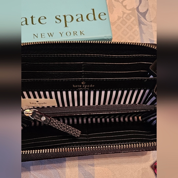 Kate Spade Wallet Bundle - Picture 3 of 6